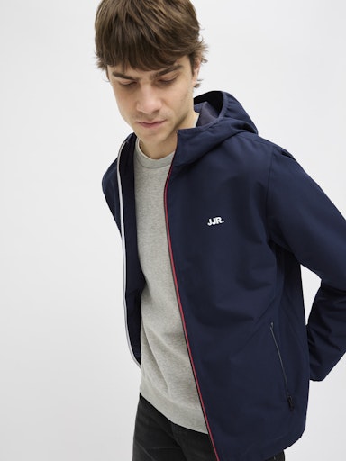 JACK-JONES_Springsummer_4679653_12271303_6.jpg JACK-JONES_Springsummer_4679653_12271303_6.jpg